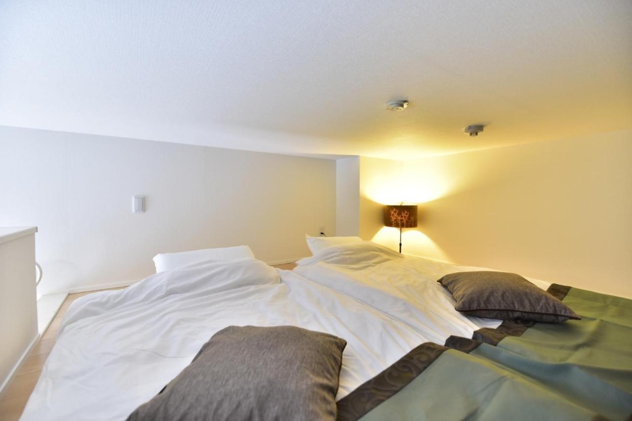モノトーン難波 Apartamento Osaca Exterior foto